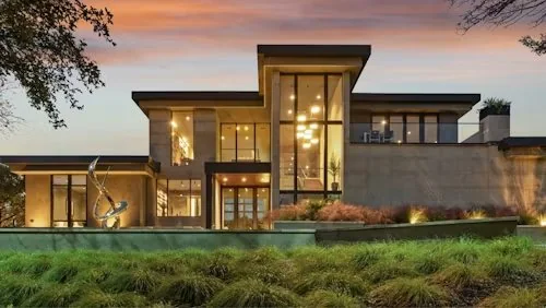 Luxury residence represented by Aurelia Property Partners